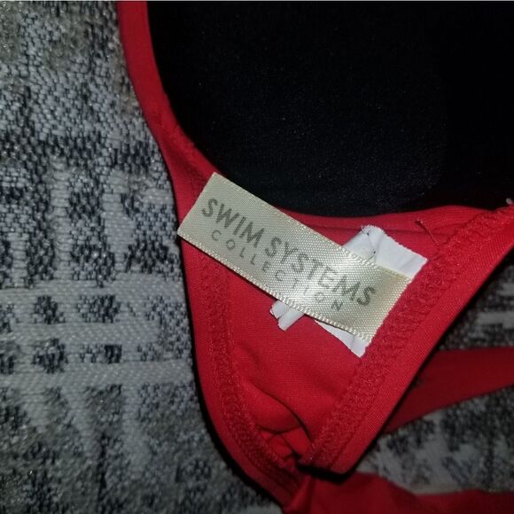 Swim systems collection bikini top red small  padded - Picture 5 of 8